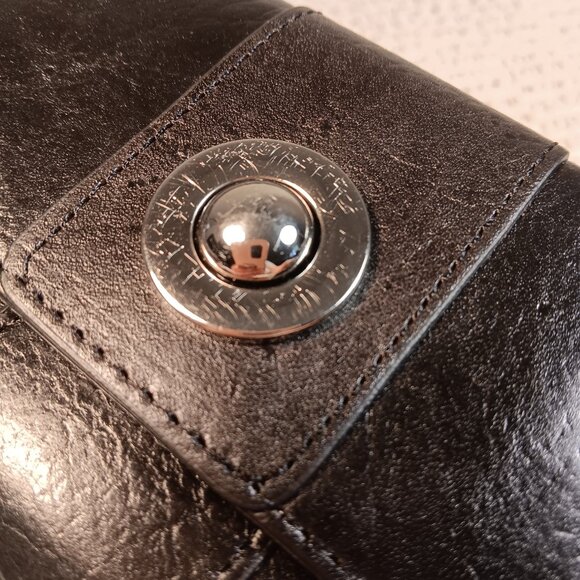 Wilsons Leather Pelle Studio black leather tri-fold wallet - Picture 8 of 11